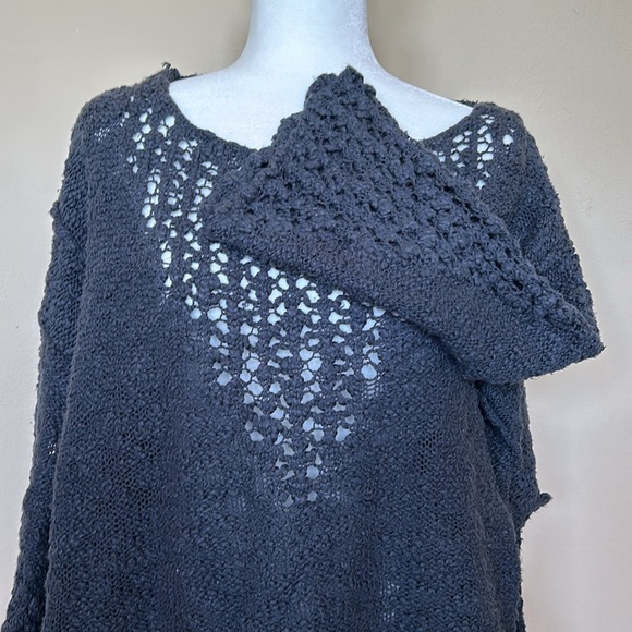 Free People Oversized Knotted Sweater - Picture 2 of 4